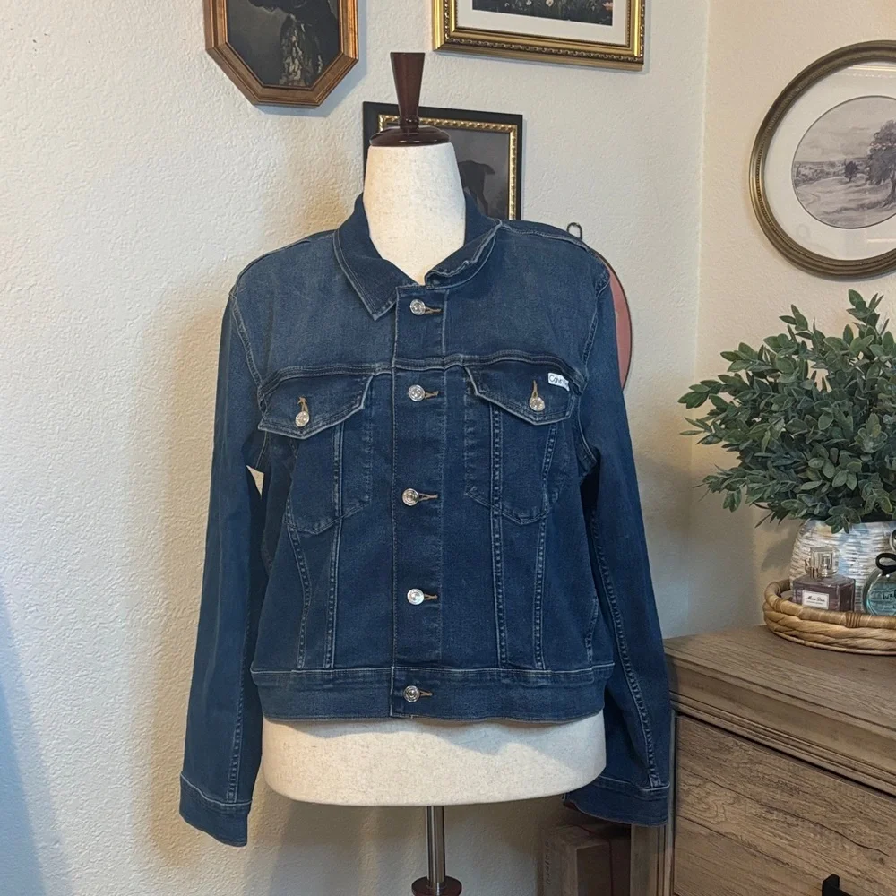 Calvin Klein Classic Trucker Denim Jacket